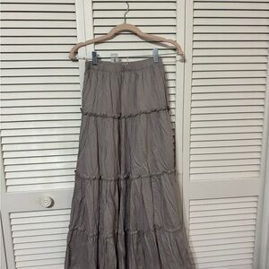 NWT Aritzia Damasque Skirt in Ashen